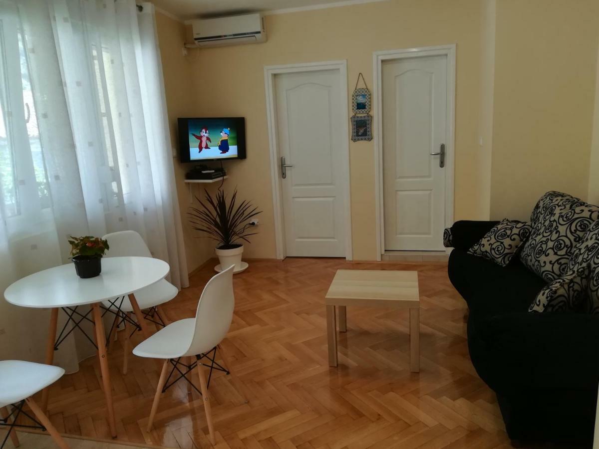 Apartment Nikolic Kotor Exterior photo